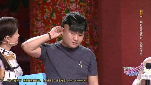 光头假发搞笑图片,搞笑假发引发的欢乐风暴